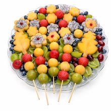signature-fruit-skewer-platter-dubai-melonme-fresh-event-sugar-free-same-day-delivery-uae 